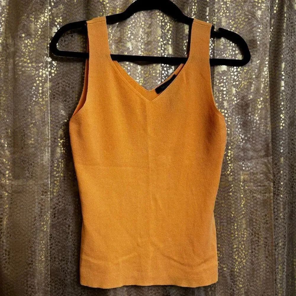 The Limited V Neck Soft Stretchy Rayon Nylon Peach Tank Top Medium NWT